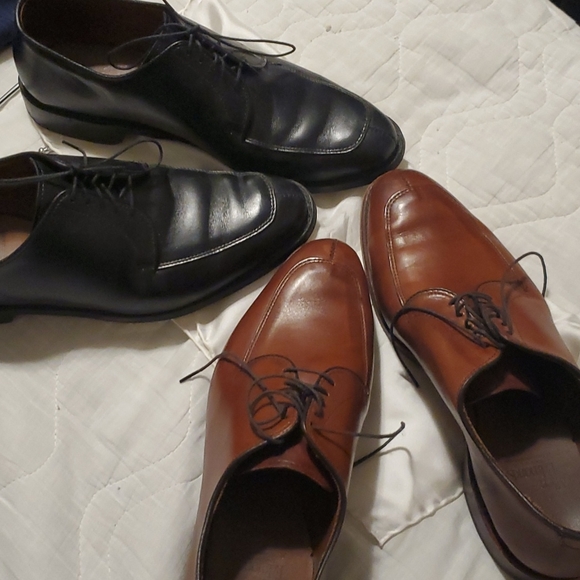 Allen Edmonds - Picture 1 of 2